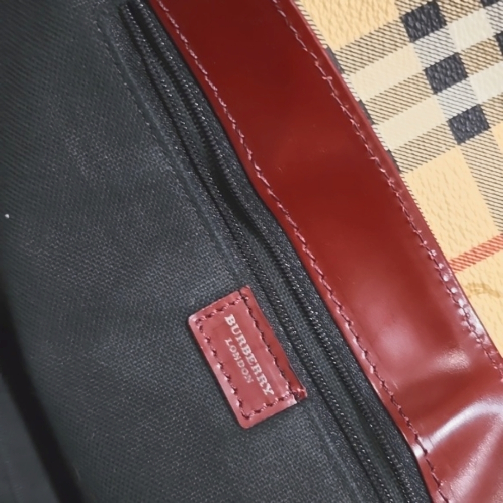 VINTAGE BURBERRY PURSE / Authetic - Picture 3 of 8